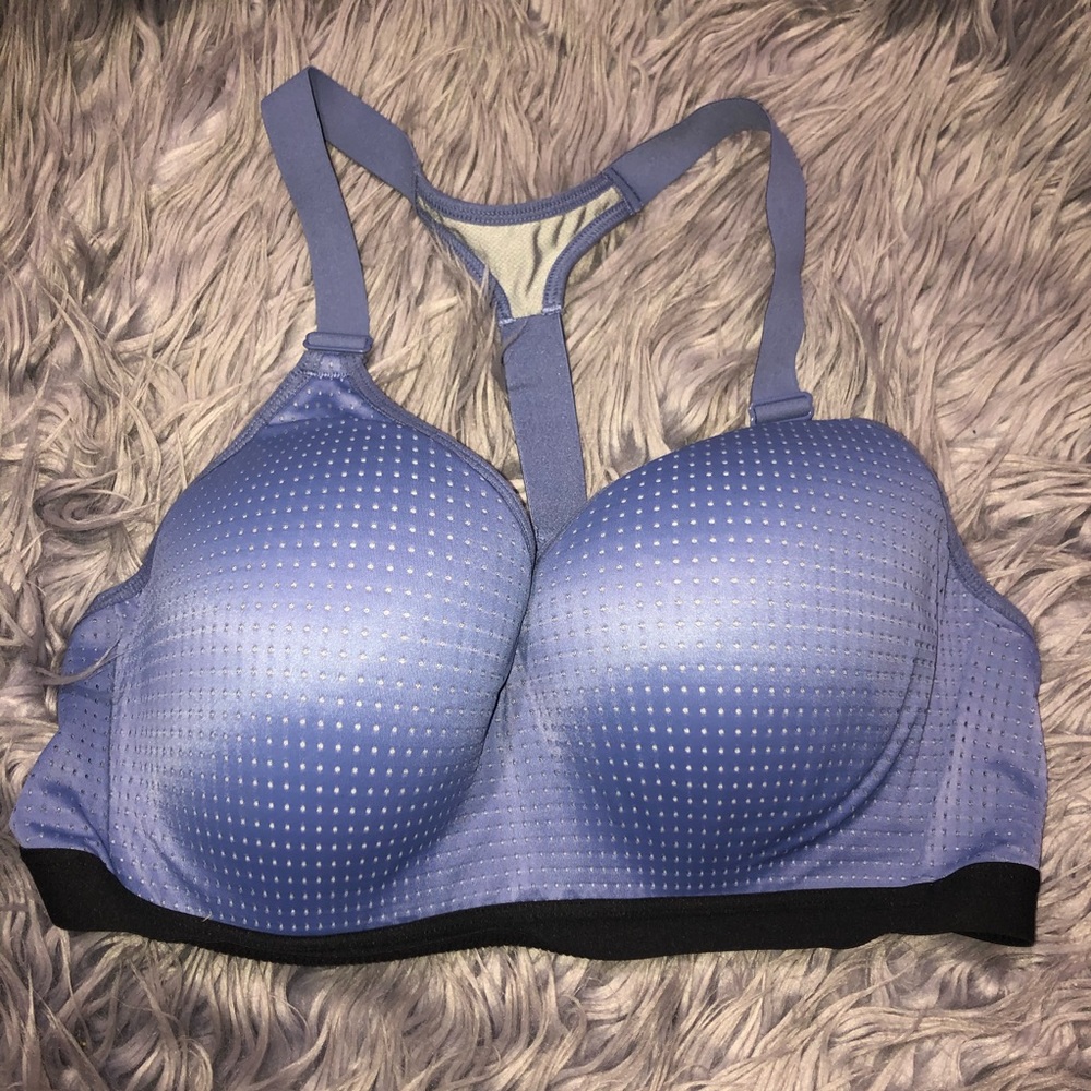 Victoria Sport bra size 38C